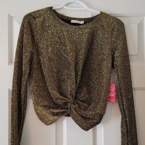 Heart hits crop top super cute SIZE MEDIUM strechy material